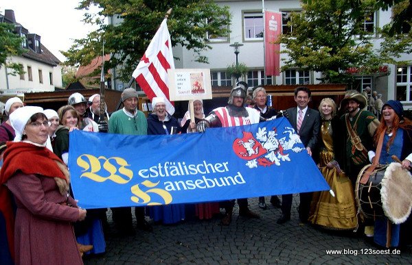 Abschluss: Westfälische Hansefahne
