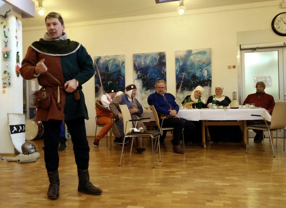 Mittelalterlicher Strippties