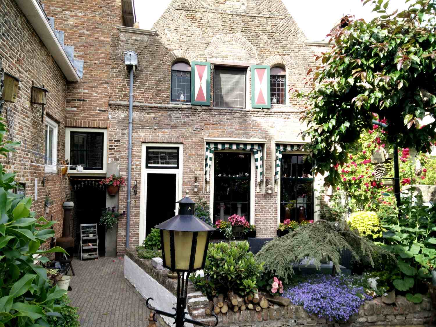 Herrlicher Hinterhof