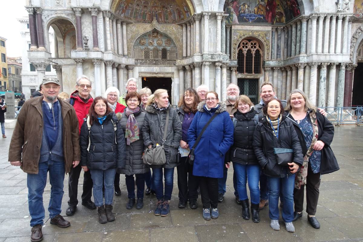 Firlitänzer vor Markusdom Firlitänzer vor Markusdom