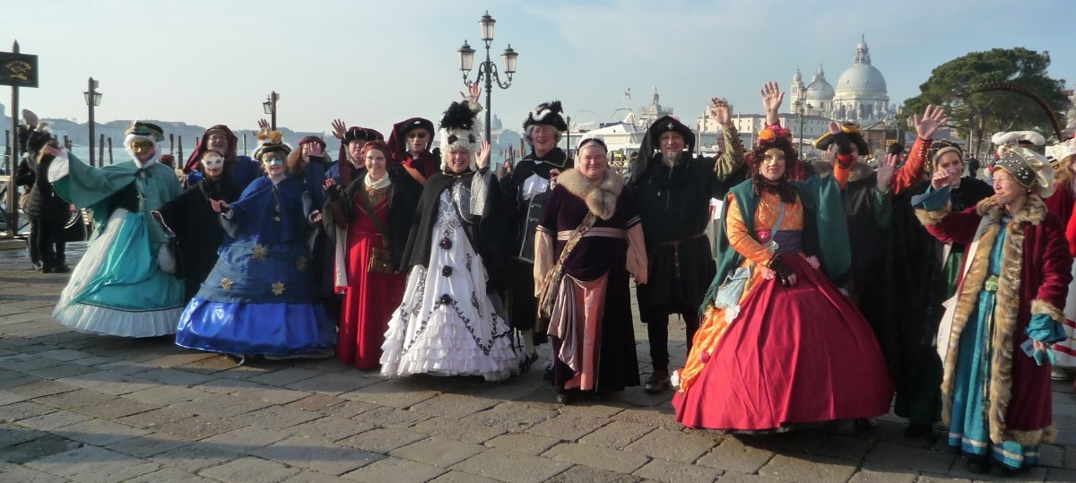 Firlitänzer warten vergnügt Firlitänzer warten vergnügt